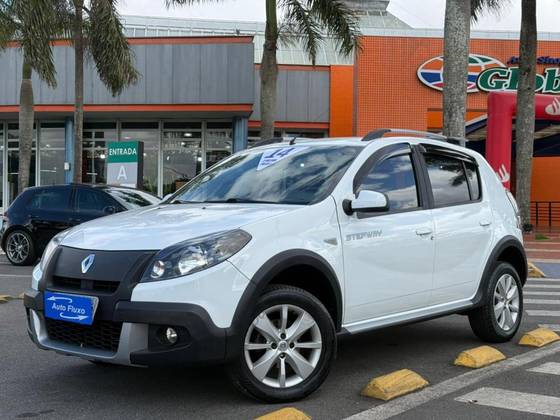 RENAULT SANDERO 1.6 STEPWAY 16V FLEX 4P AUTOMÁTICO